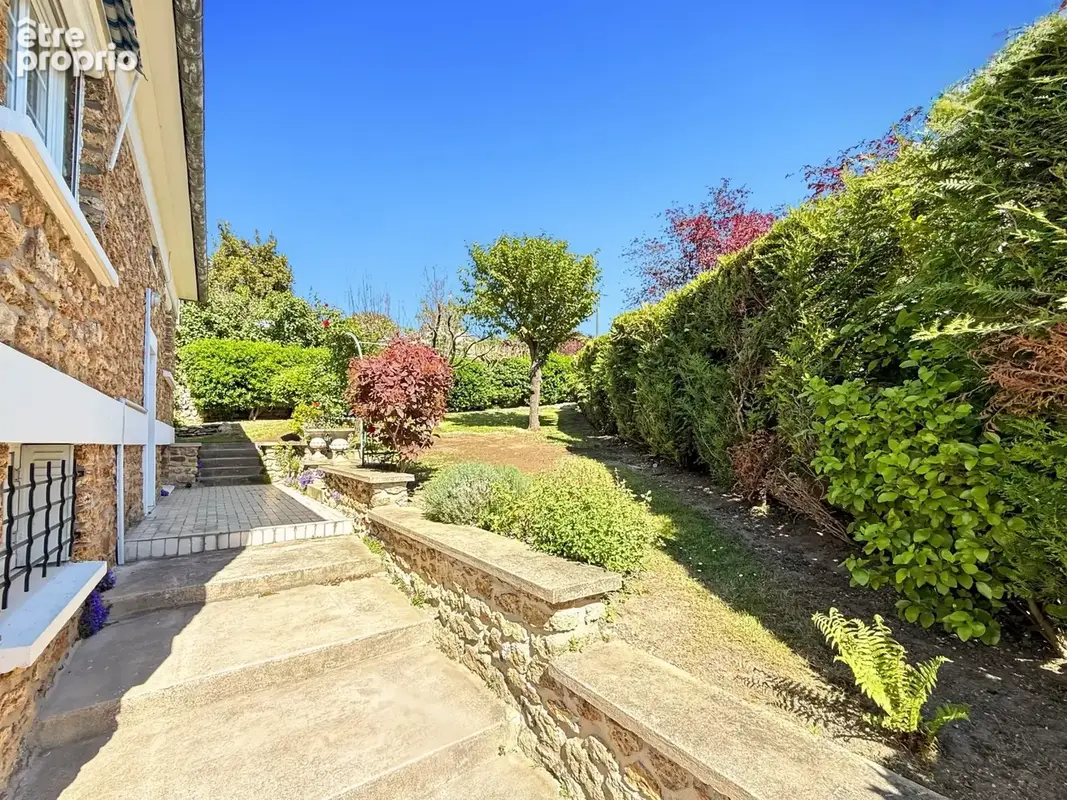 Maison 7 pièces 152 m² à vendre à Sucy-En-Brie (94370) - photo 3