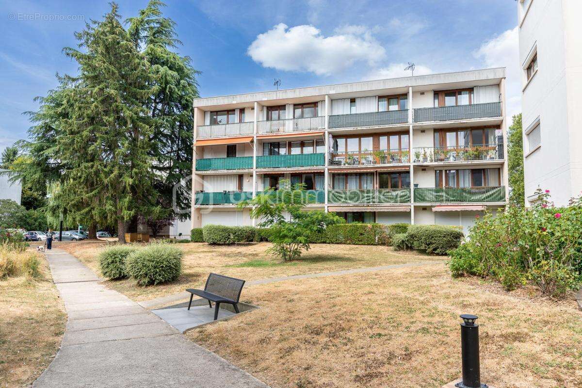 Appartement T3 en rez-de jardin avec loggia - photo 12