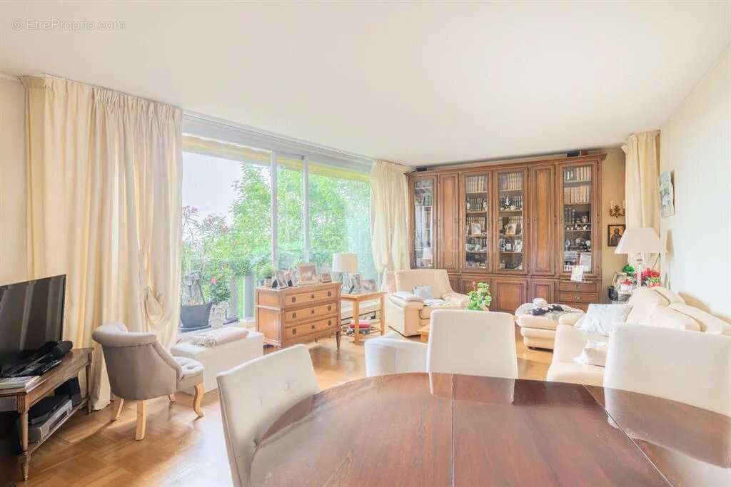Appartement à SAINT-CLOUD