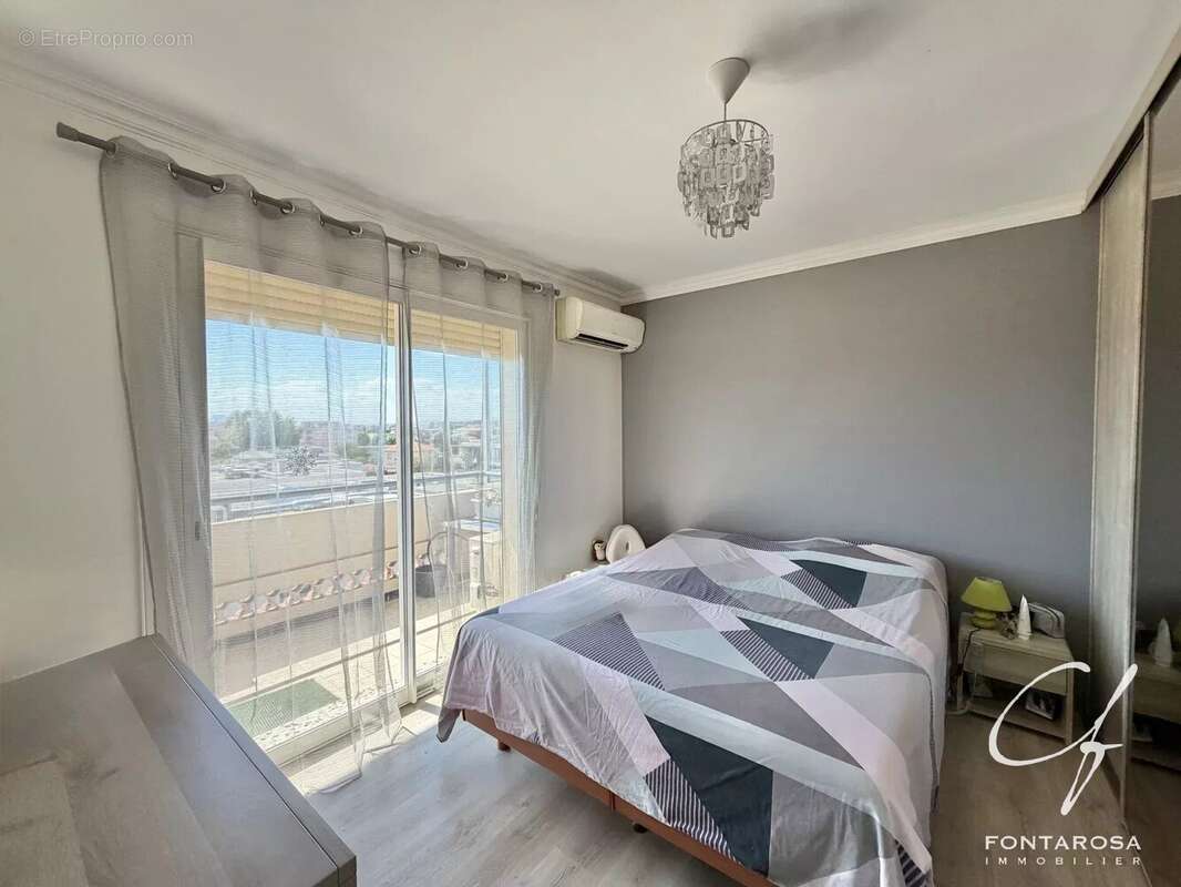 Appartement à SAINT-RAPHAEL