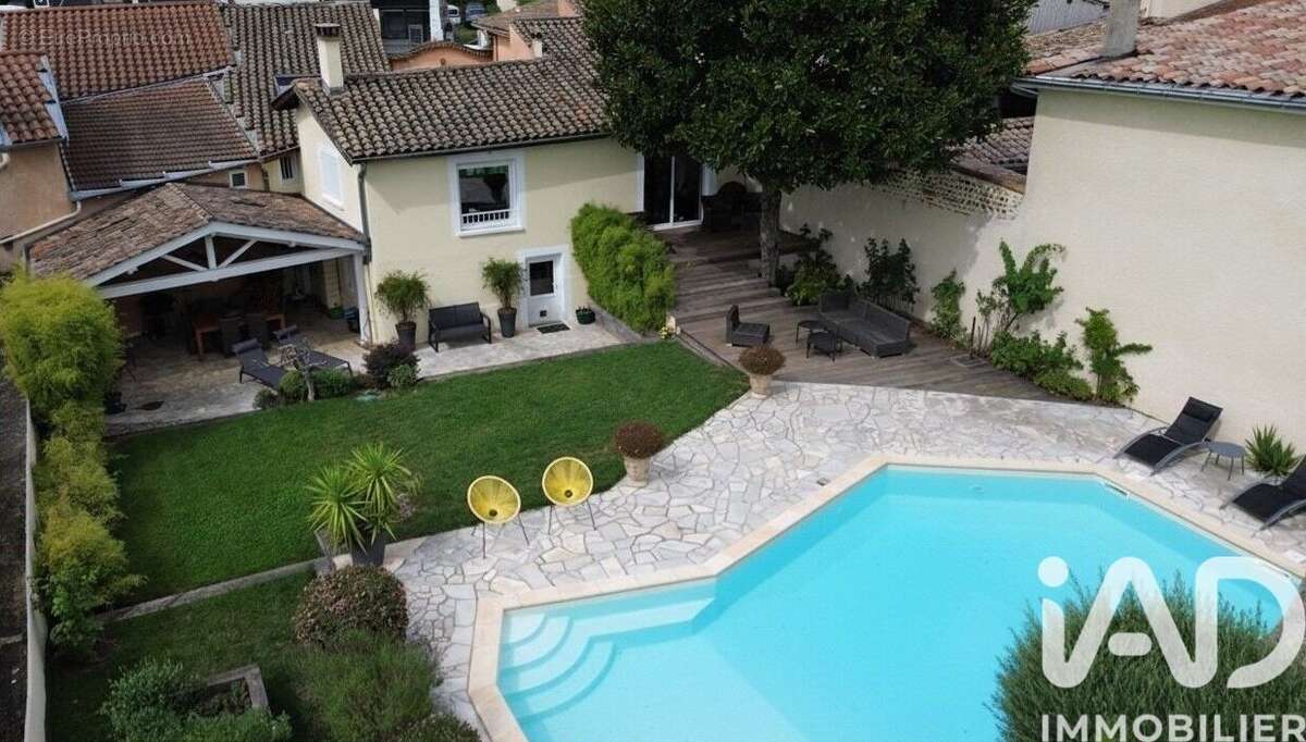 Photo 4 - Maison à CHARLY