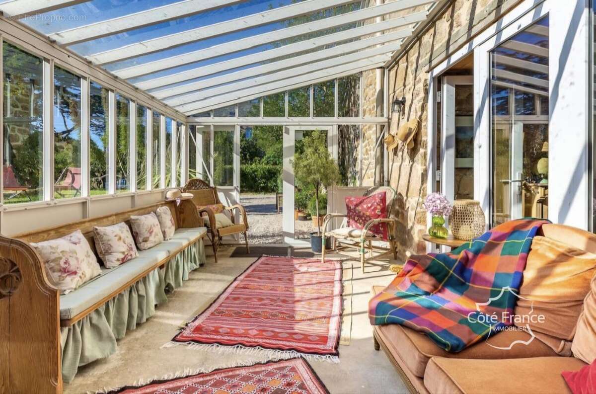 Maison à FERMANVILLE