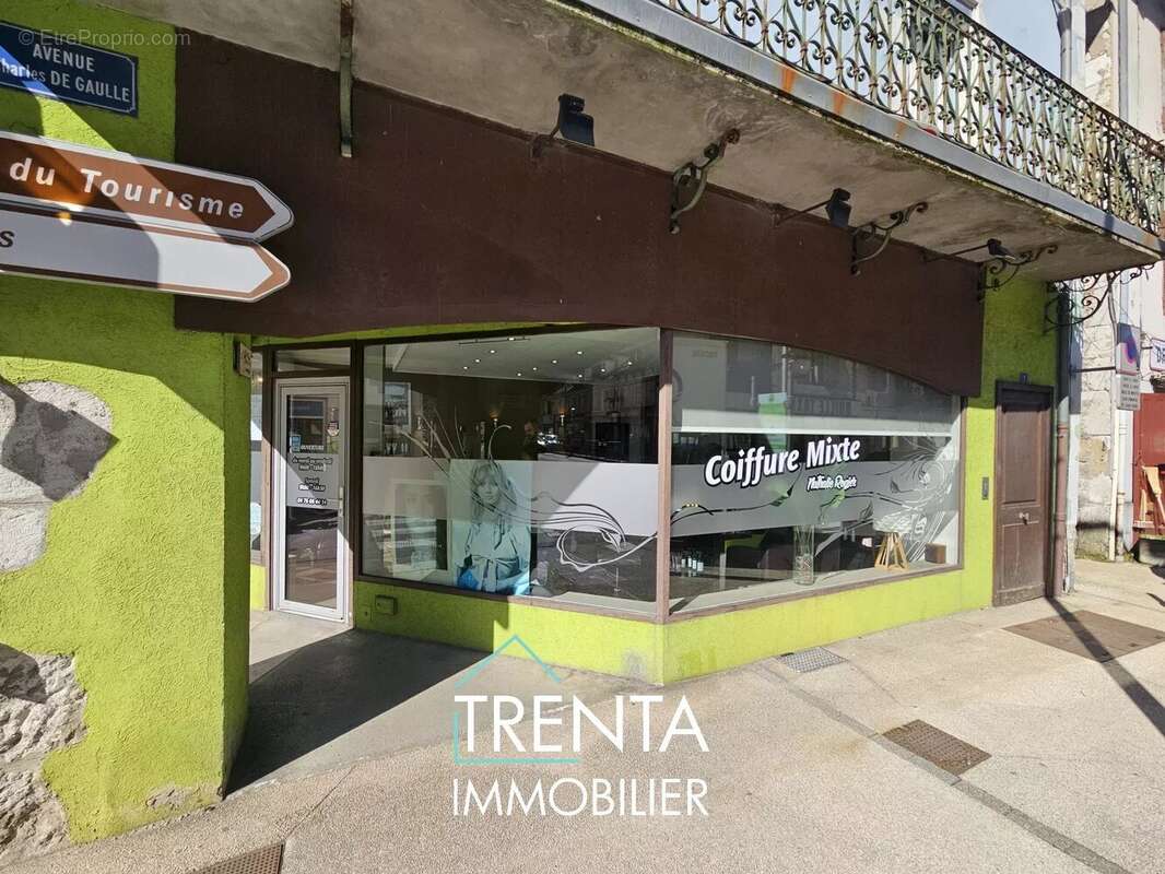 Commerce à SAINT-LAURENT-DU-PONT