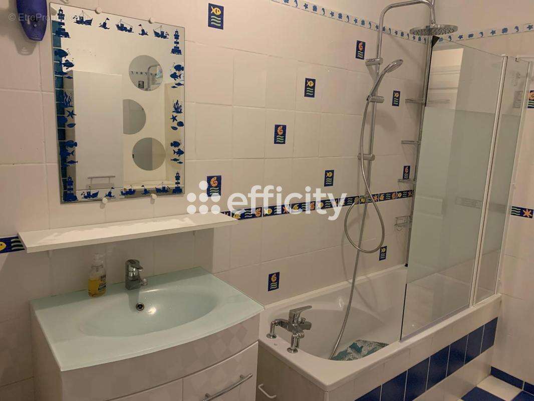 Appartement à SAINTES