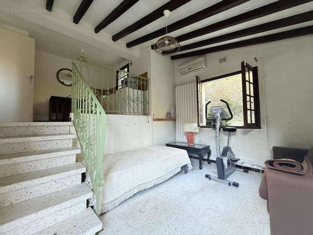 Maison avec vue panoramique et parc arboré - photo 16