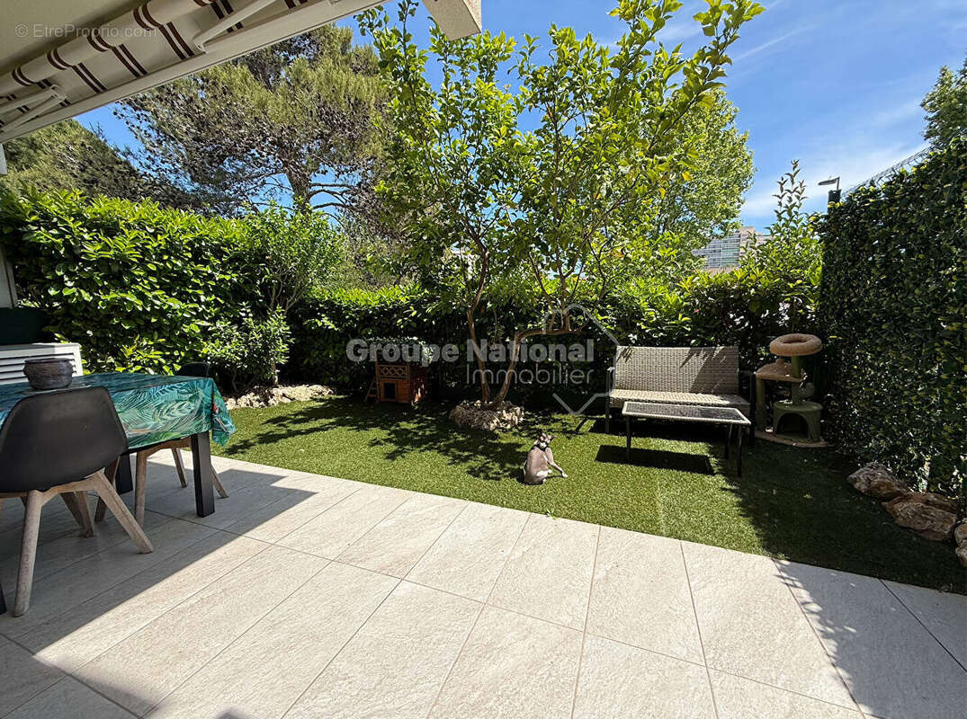 Appartement à MANDELIEU-LA-NAPOULE