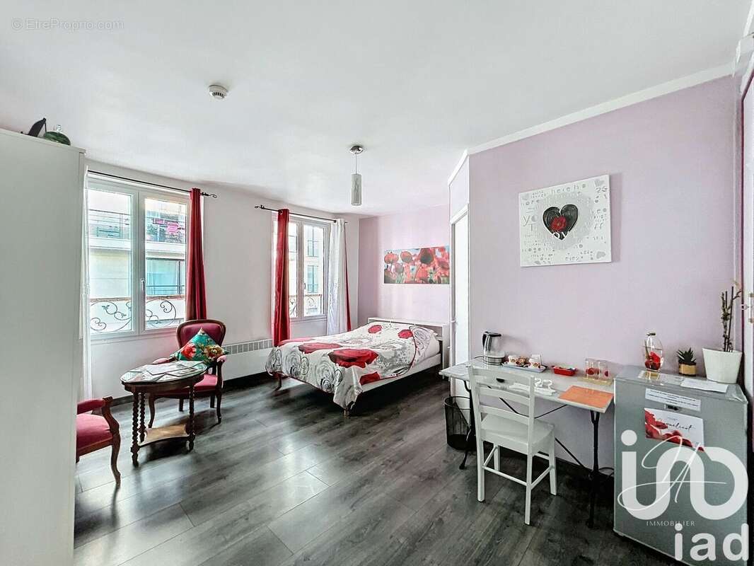 Photo 2 - Appartement à MONTROUGE