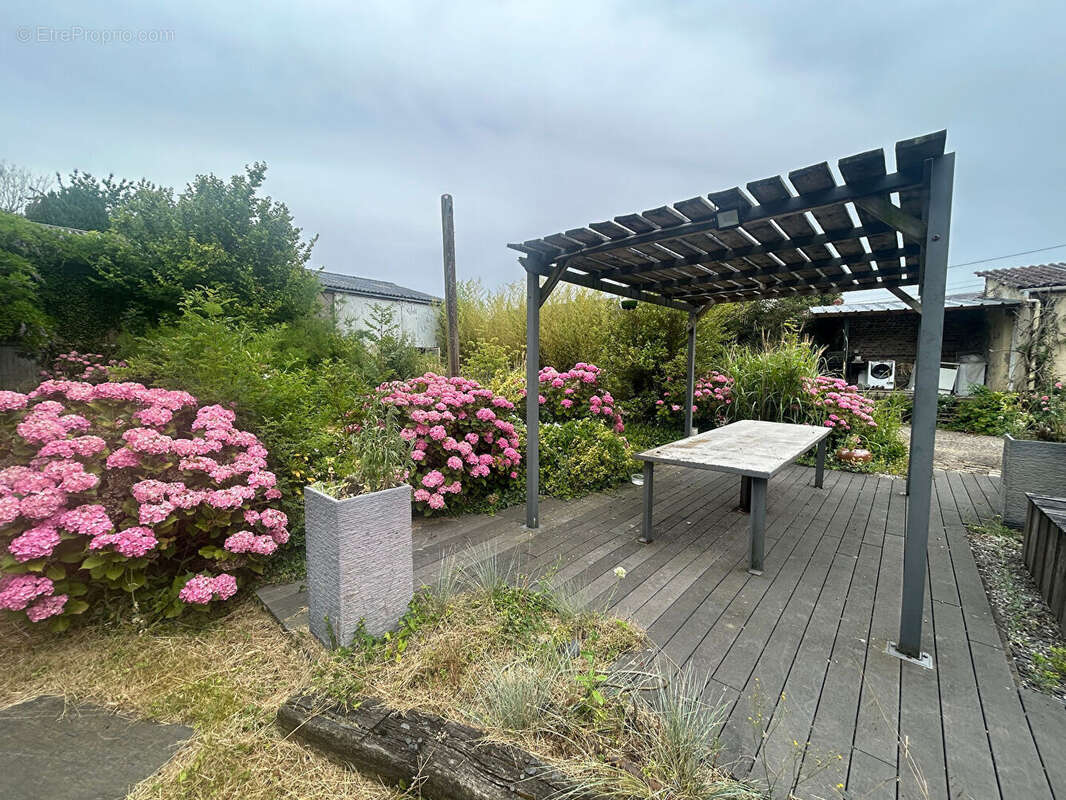 Grande maison avec potentiel à Achiet Le Grand - photo 5
