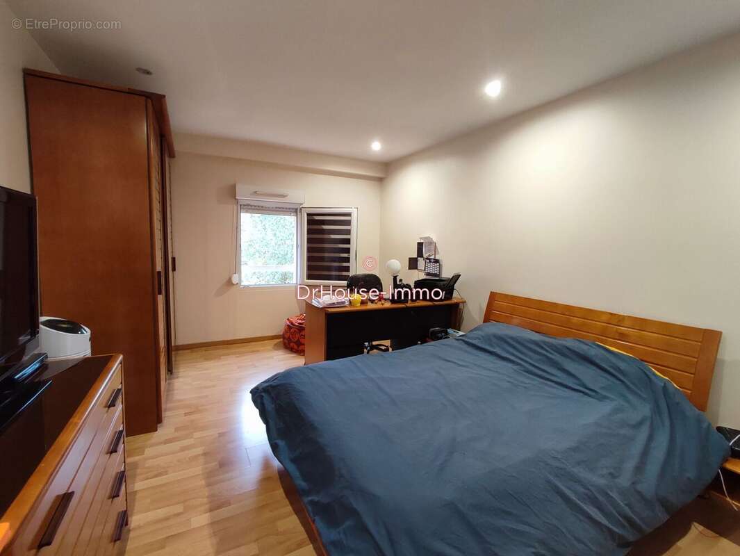 Maison à MONDRAINVILLE