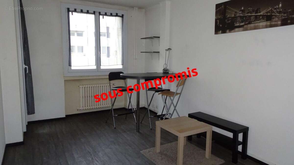 Appartement à SAINT-ETIENNE