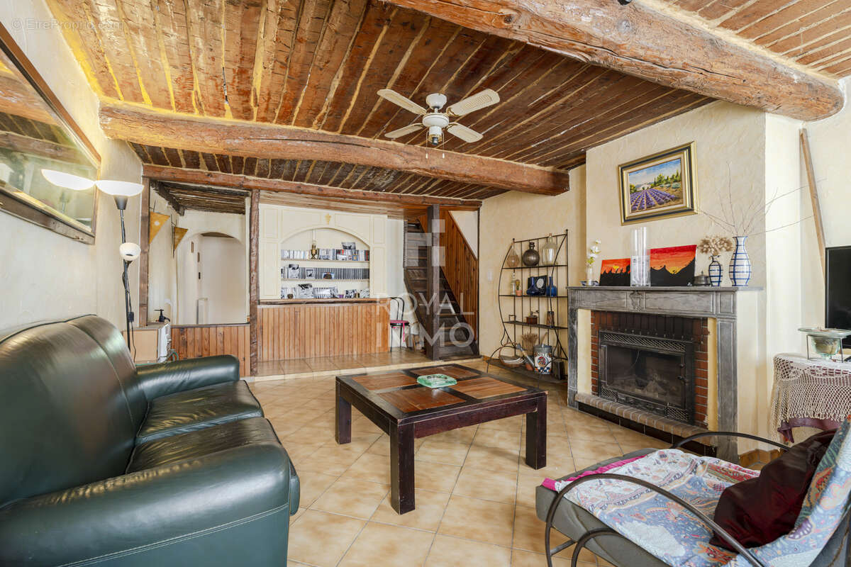 Appartement à LA VALETTE-DU-VAR