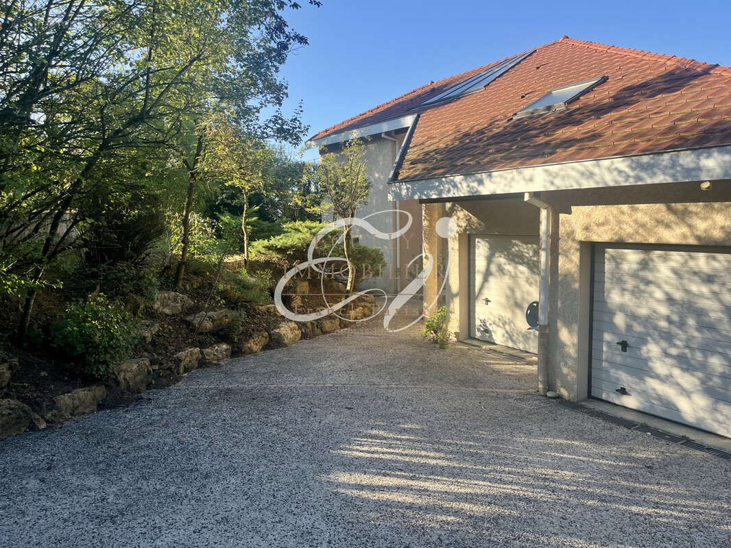 Maison à DARDILLY