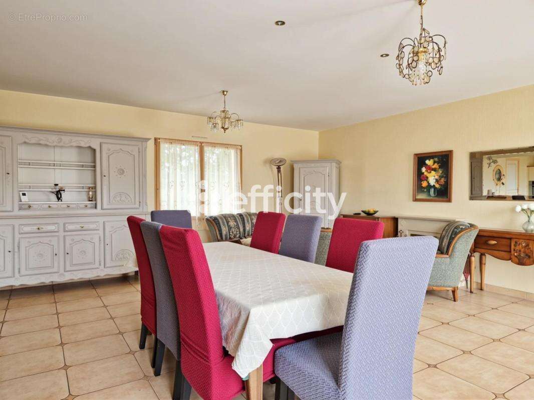 Maison à LOCMALO