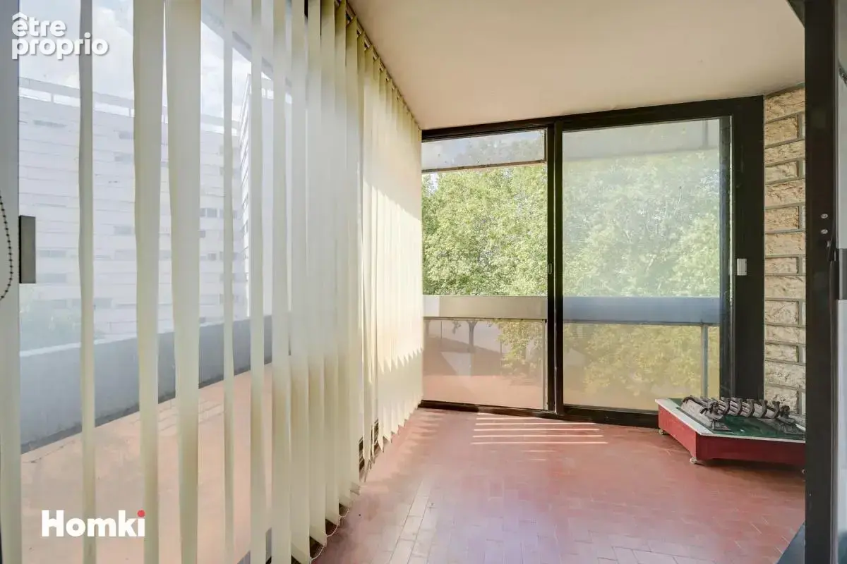 Appartement T4 de 112 m² à Créteil 94000, Place Salvador Allende - photo 4
