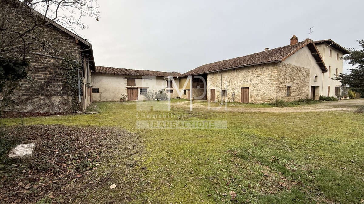 Maison à BOURG-EN-BRESSE