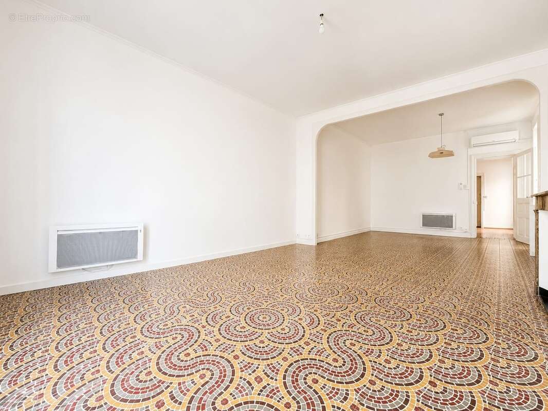 Appartement T2 85 m² avec terrasse Champ de Mars Béziers charme de l'ancien - photo 6