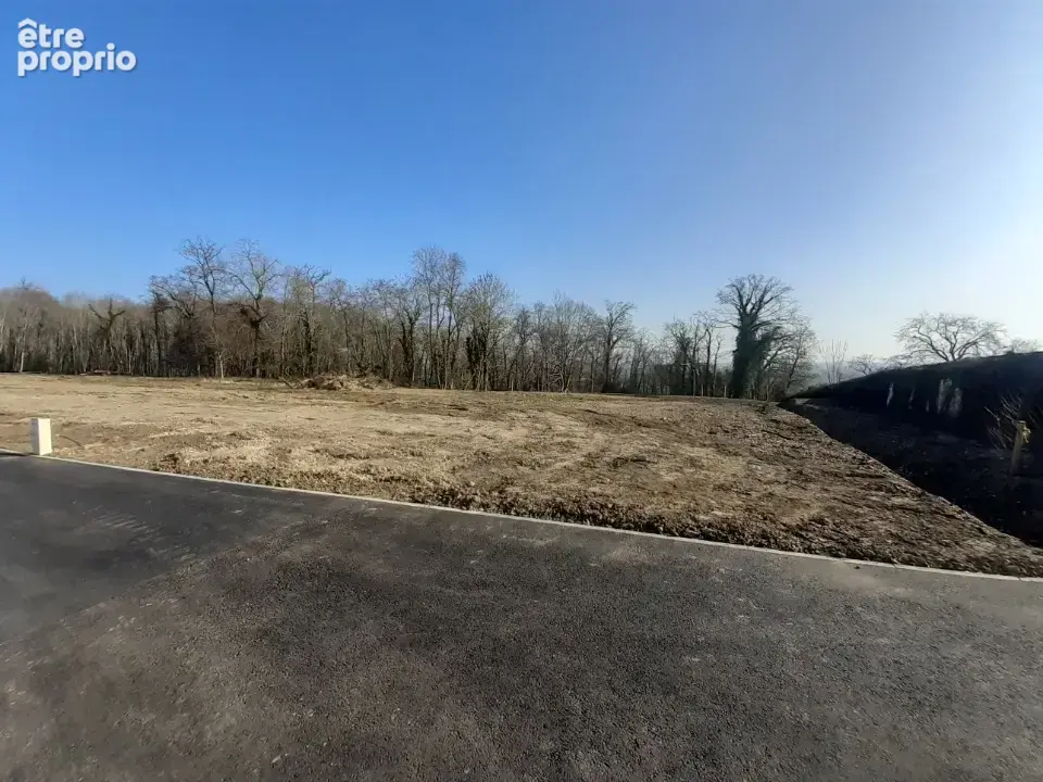 Terrain à LE VAUDREUIL
