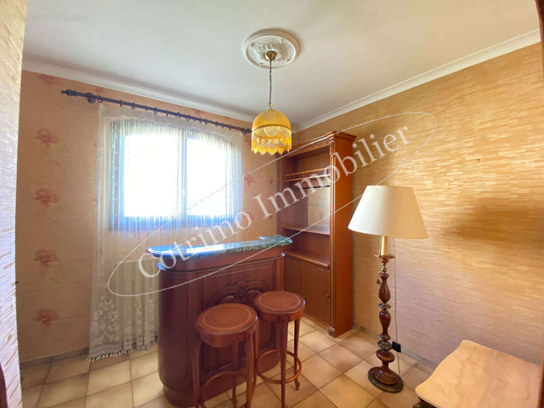 GENAS Maison 200m²+S/sol 180m² +Terrain 1186m² - photo 10