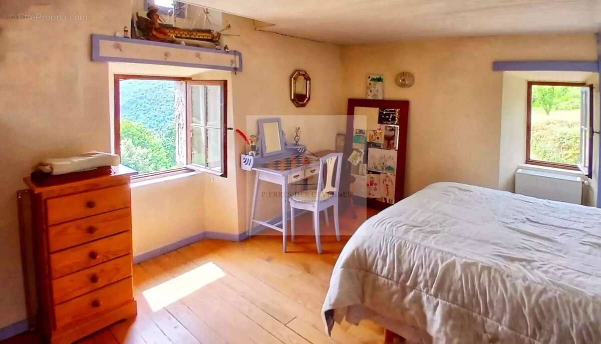 Maison à SAINT-ANDRE-DE-LANCIZE