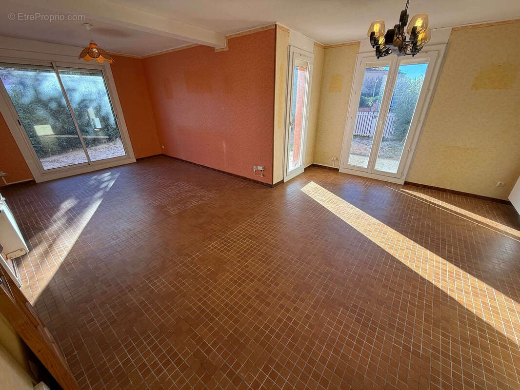 Maison à CANET-EN-ROUSSILLON