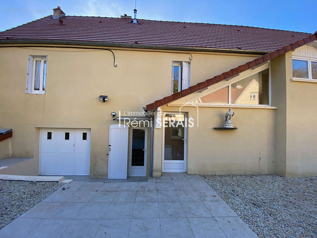 Maison à BRETTEVILLE-SUR-LAIZE