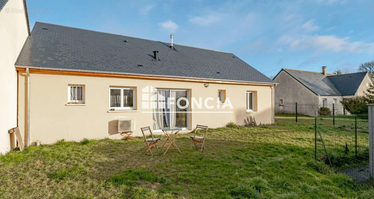 Maison à CINQ-MARS-LA-PILE