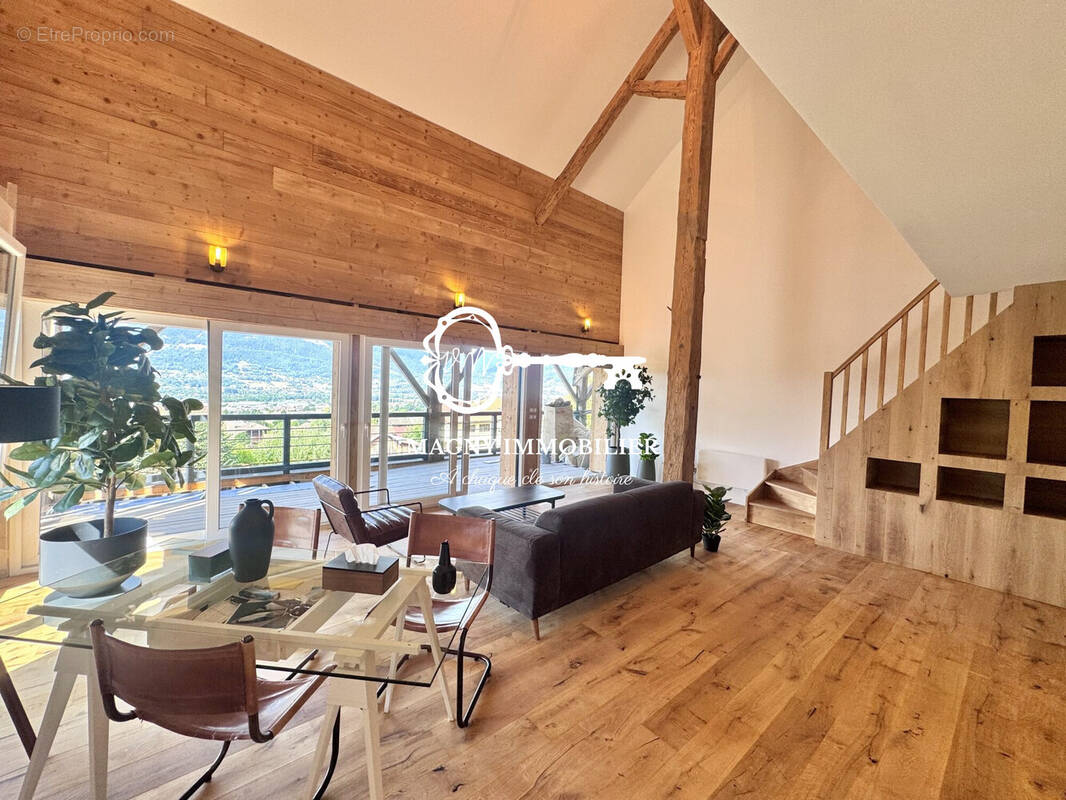 Appartement à MARNAZ