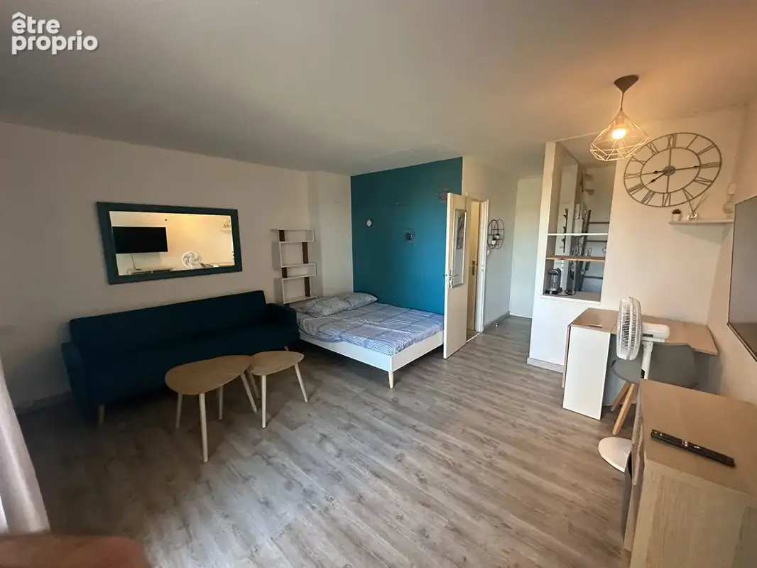 Exlusivité Vente Aix proche faculté, LC gestion vous propose un studio meublé dans copropriété  fermée et sécurisée avec place d - photo 2