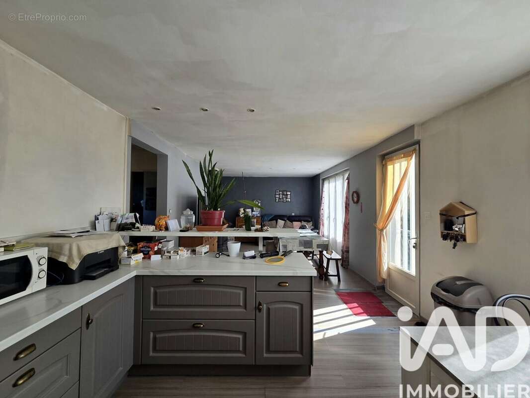 Maison 65 m² à Peyrelevade  - photo 6