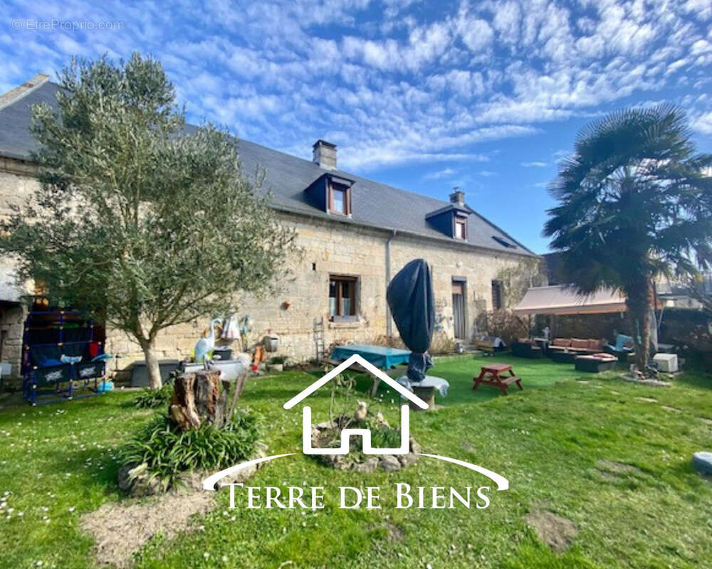 Maison à MONTIGNY-LENGRAIN