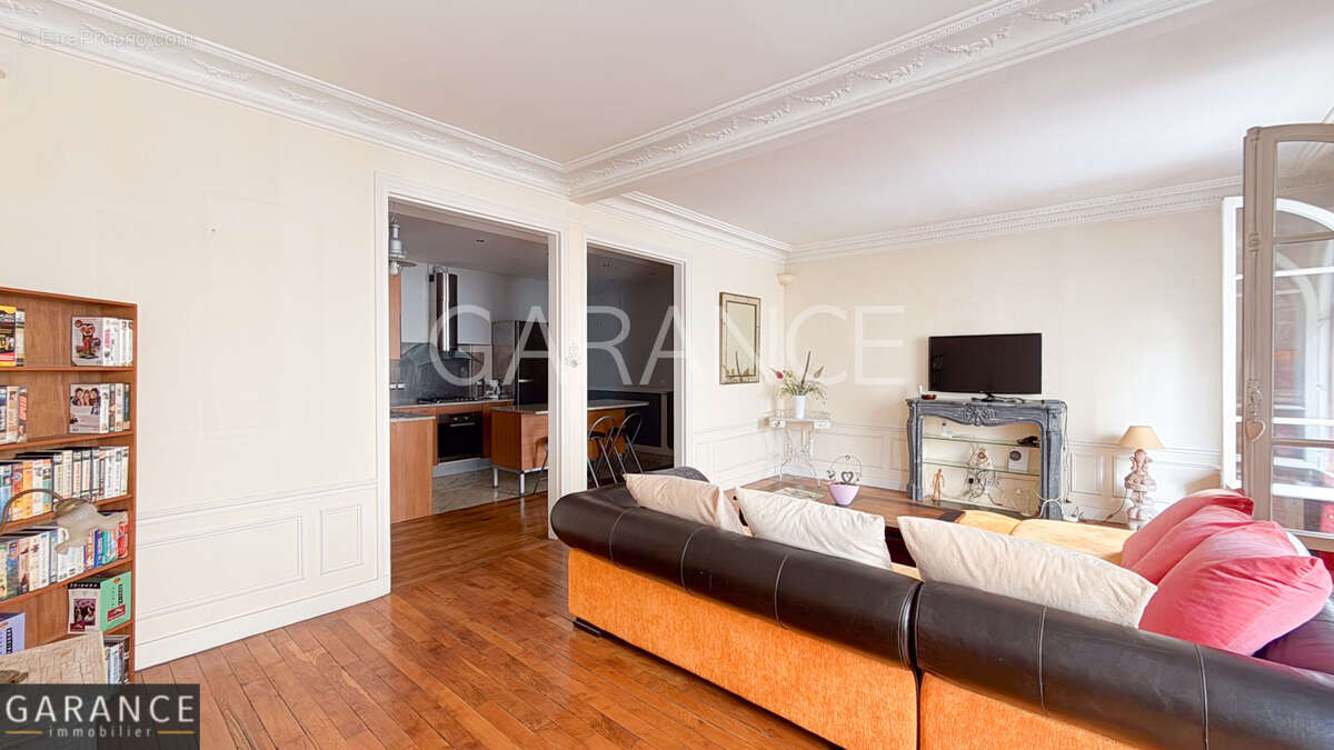 Appartement à PARIS-12E