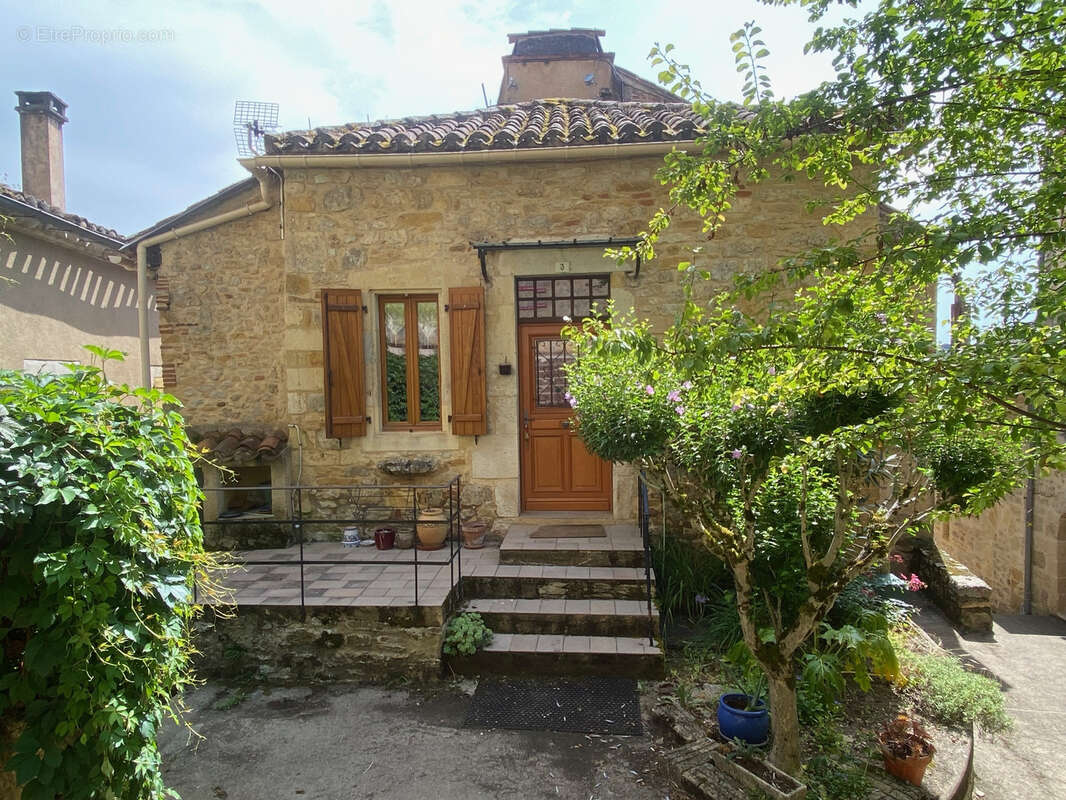 Maison à PUY-L'EVEQUE