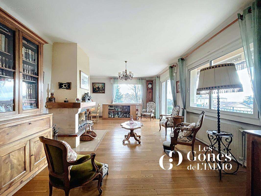 Maison à SAINT-CYR-AU-MONT-D'OR