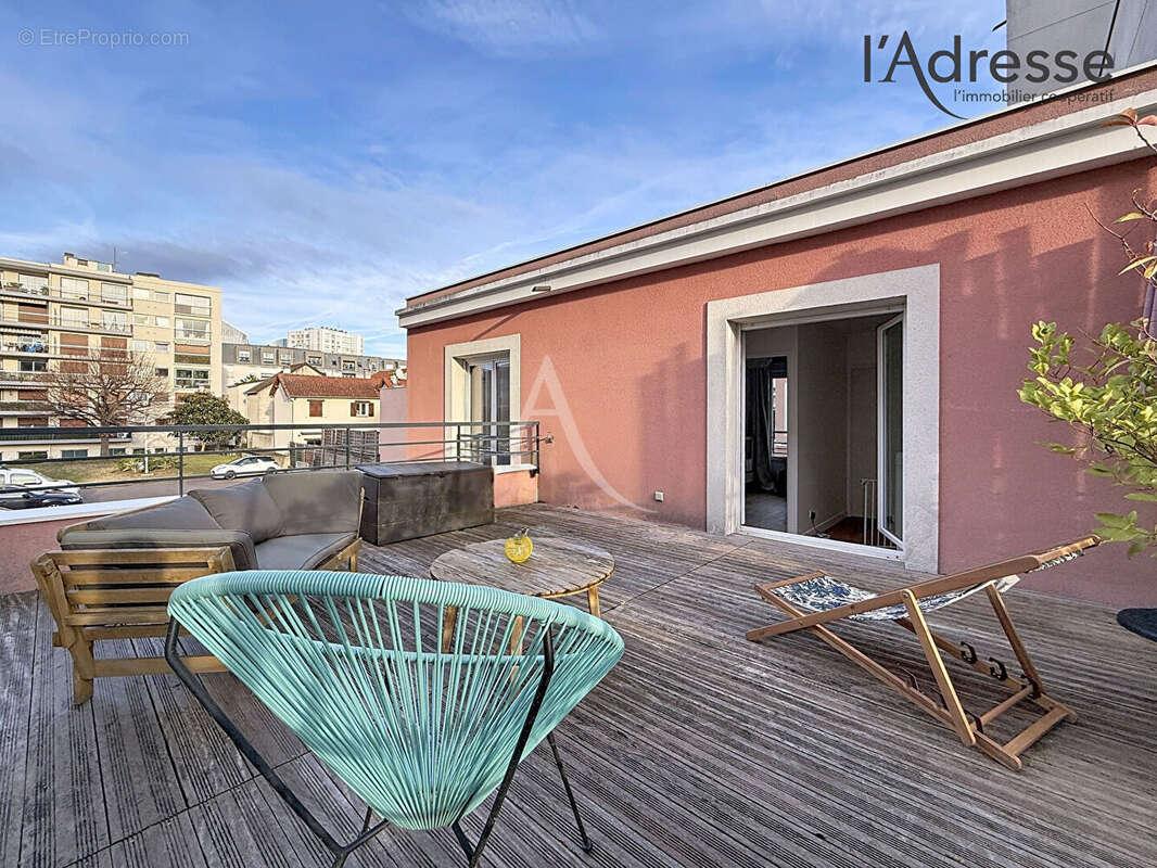 Maison à NANTERRE