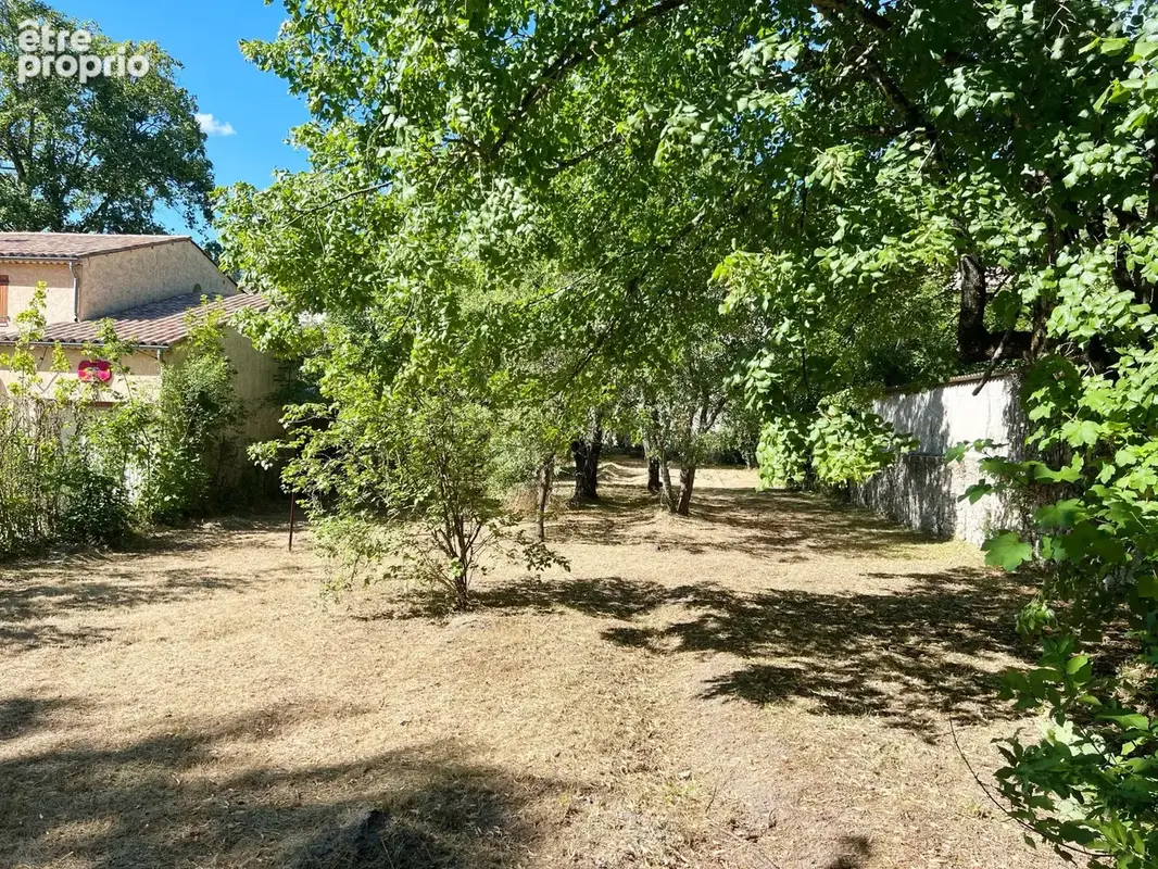 Maison 400 m² à Castellane  - photo 3