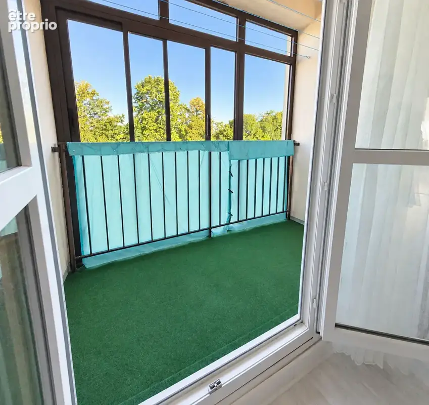 La chapelle saint luc, secteur calme, bel appartement t4 de 82m² - photo 9