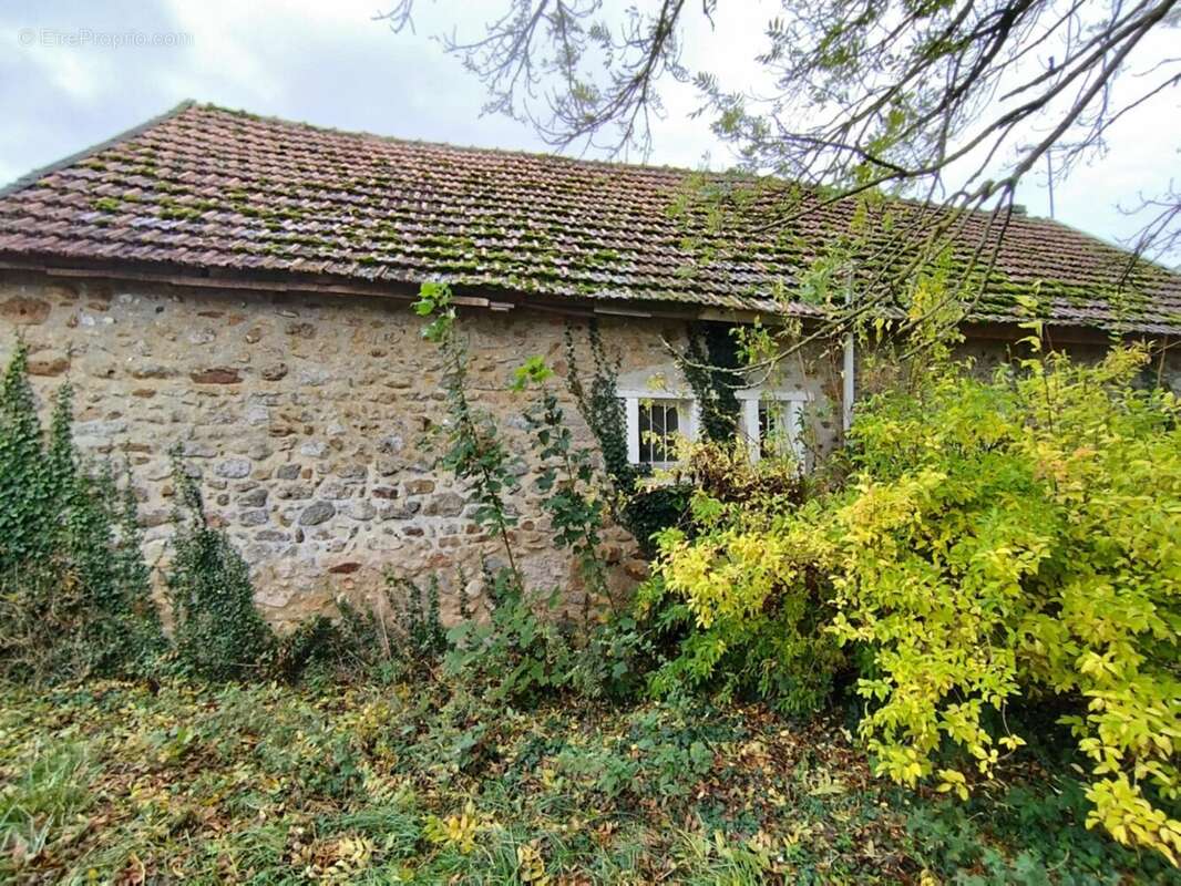 Maison à SOLIGNY-LES-ETANGS