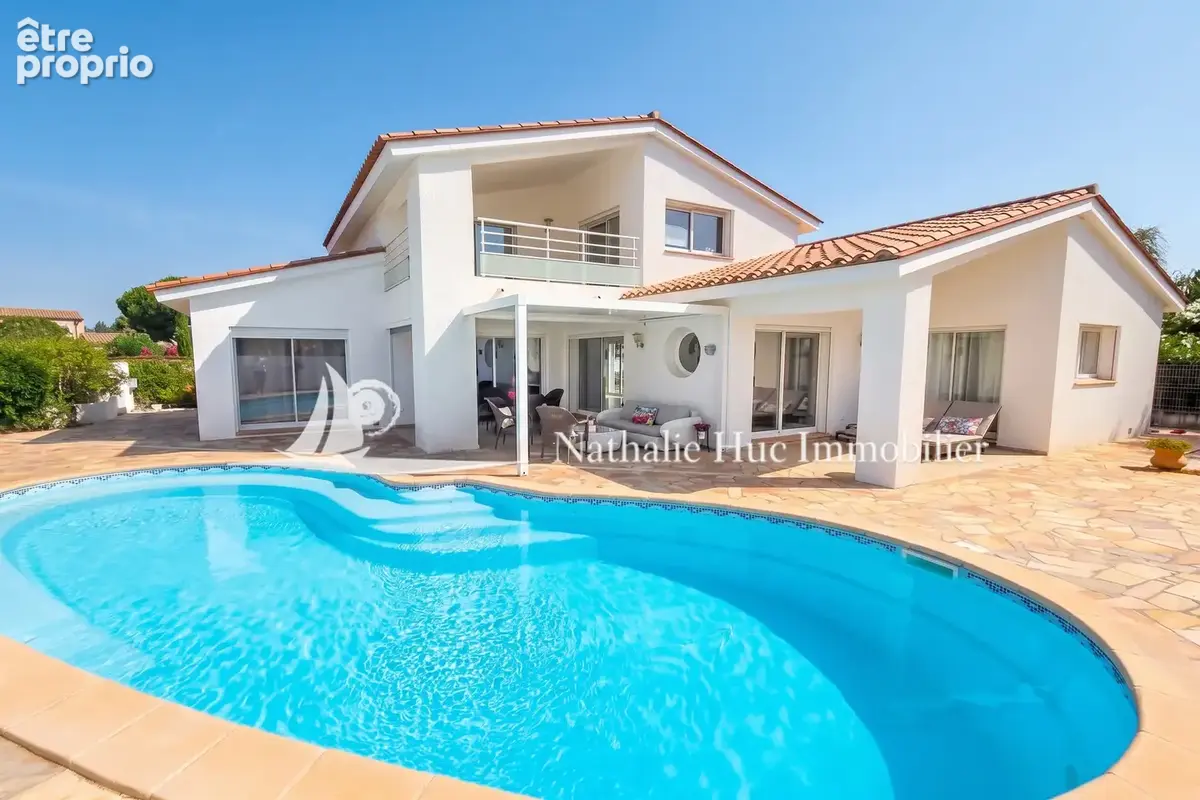 Maison 4 pièces 168 m² à vendre à Saint-Cyprien (66750) - photo 1