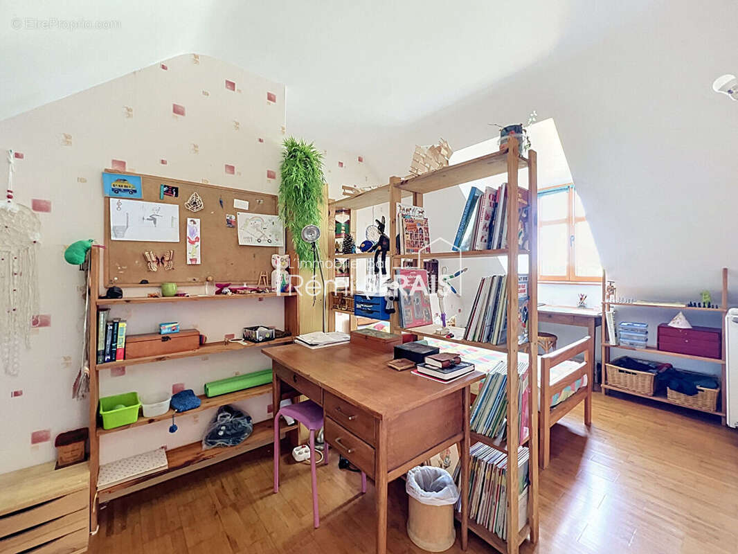 Propriété contemporaine  de caractère sur 5.8 hectares aux portes de Sées. - photo 11