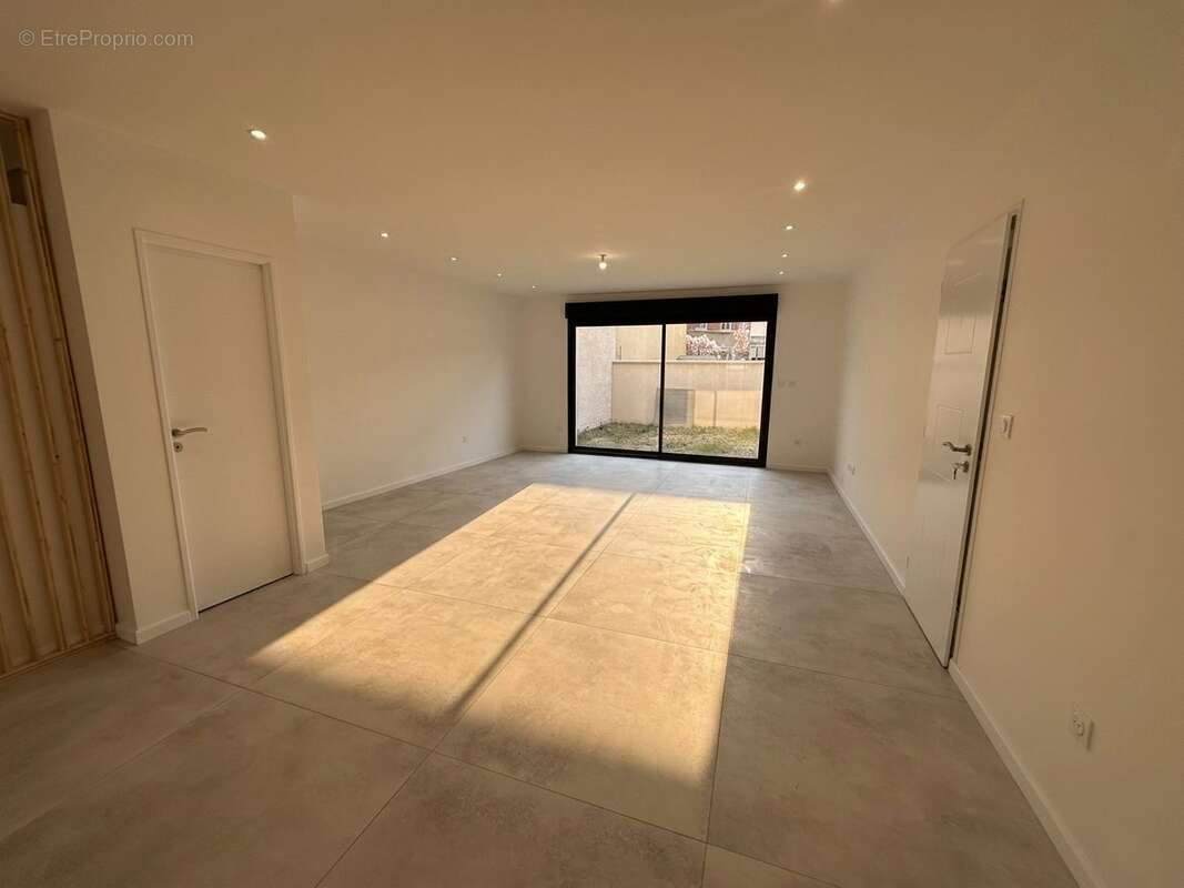 Maison à SOTTEVILLE-LES-ROUEN