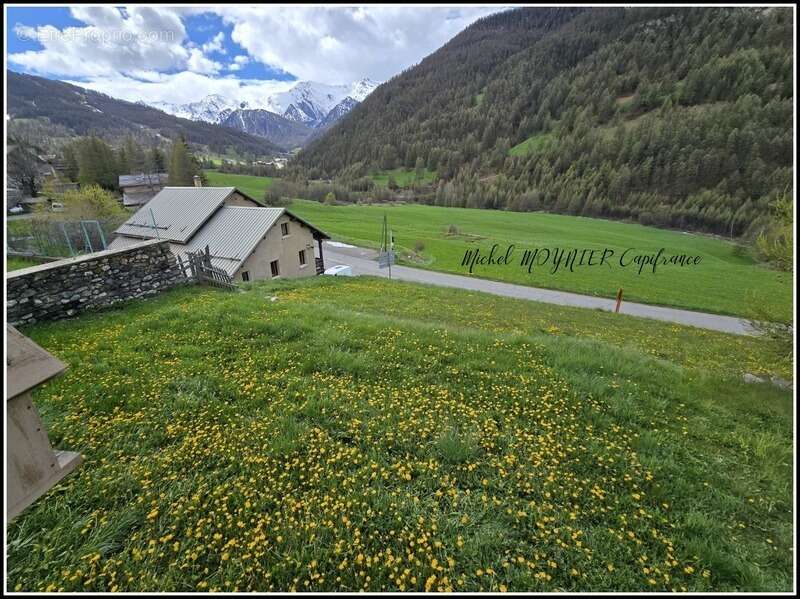 Terrain à bâtir à Molines-en-Queyras (05) – 1 186 m² avec vue dominante - photo 4
