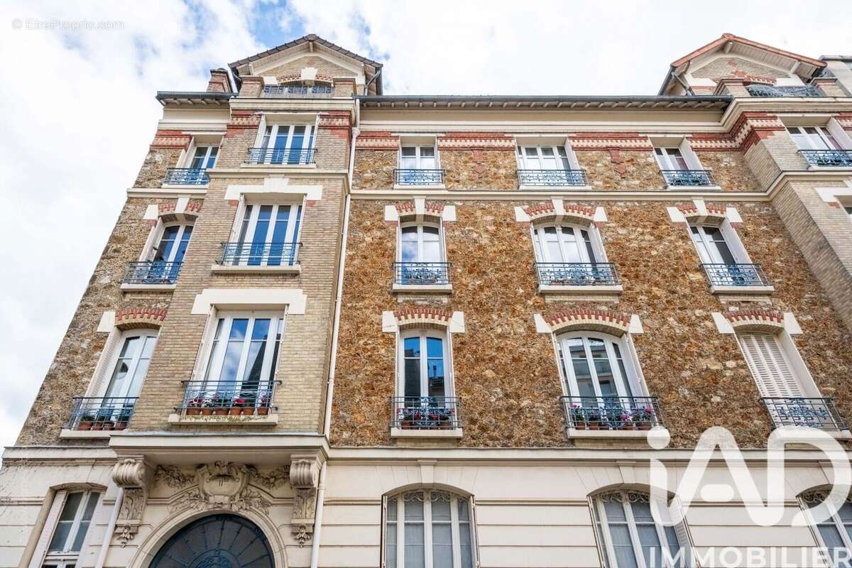 Photo 9 - Appartement à VERSAILLES
