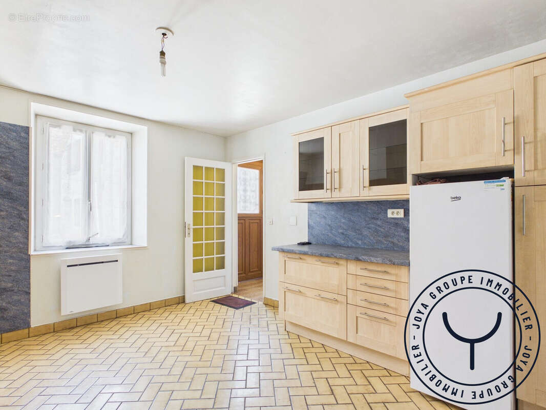 Maison 112 m² à Provins  - photo 4