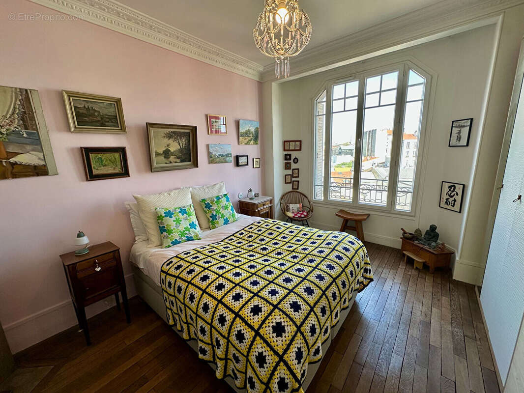 Appartement à PARIS-20E