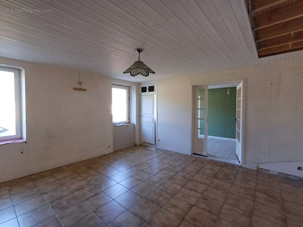 Maison à FIERVILLE-LES-MINES