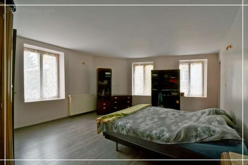 Maison à CHATEAUMEILLANT