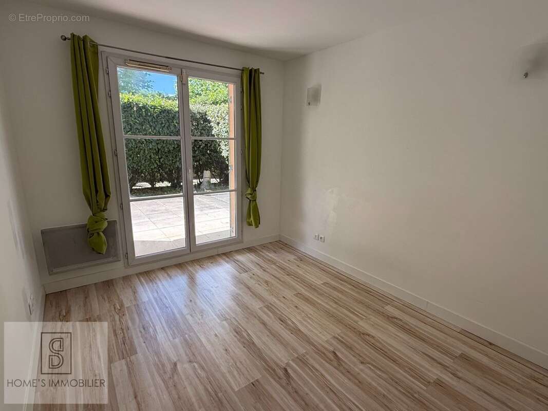 Appartement à SERRIS