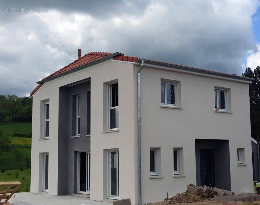 Maison à AVION
