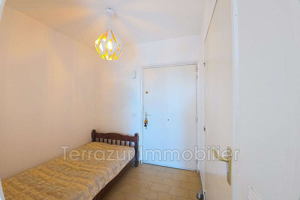 Appartement à VALLAURIS