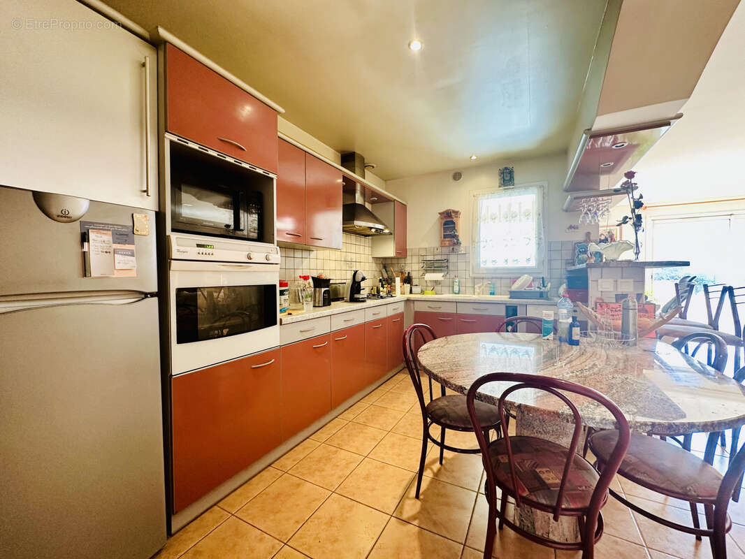 Maison à VILLENEUVE-DE-LA-RAHO